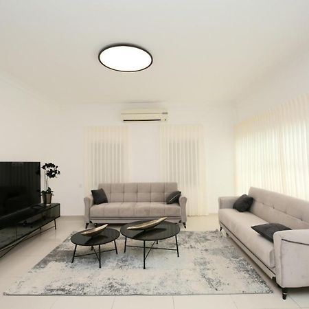City Center Luxury Apartment In Netanya Extérieur photo