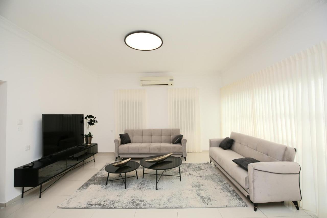 City Center Luxury Apartment In Netanya Extérieur photo