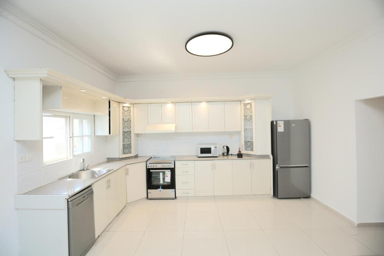 City Center Luxury Apartment In Netanya Extérieur photo