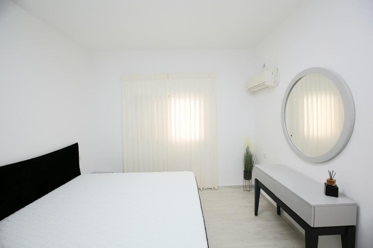 City Center Luxury Apartment In Netanya Extérieur photo